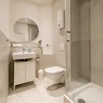 120Qm Mygold Apartment 2 Bathrooms Balcony Up To 9 Guests *