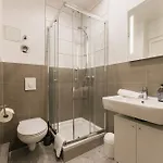 120Qm Mygold Apartment 2 Bathrooms Balcony Up To 9 Guests