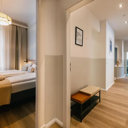 120Qm Mygold Apartment 2 Bathrooms Balcony Up To 9 Guests Apartman