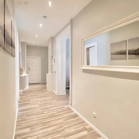 דירה Dilo Apartments Berlin 120 Sqm Apartment 2 Baths Balcony *