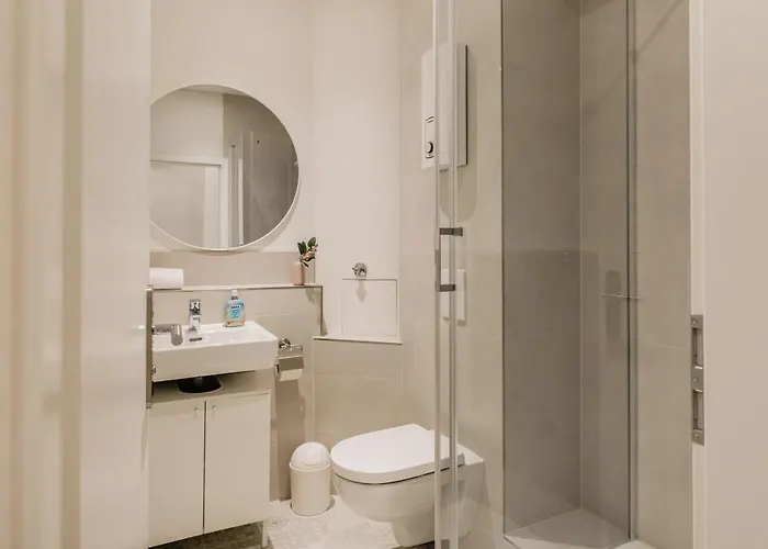 120Qm Mygold Apartment 2 Bathrooms Balcony Up To 9 Guests *