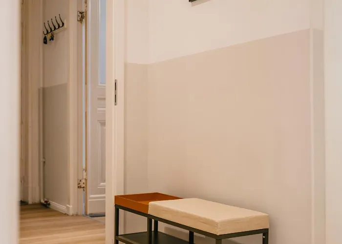 120Qm Mygold Apartment 2 Bathrooms Balcony Up To 9 Guests דירה *