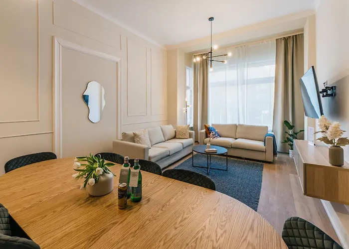 120Qm Mygold Apartment 2 Bathrooms Balcony Up To 9 Guests Apartman *