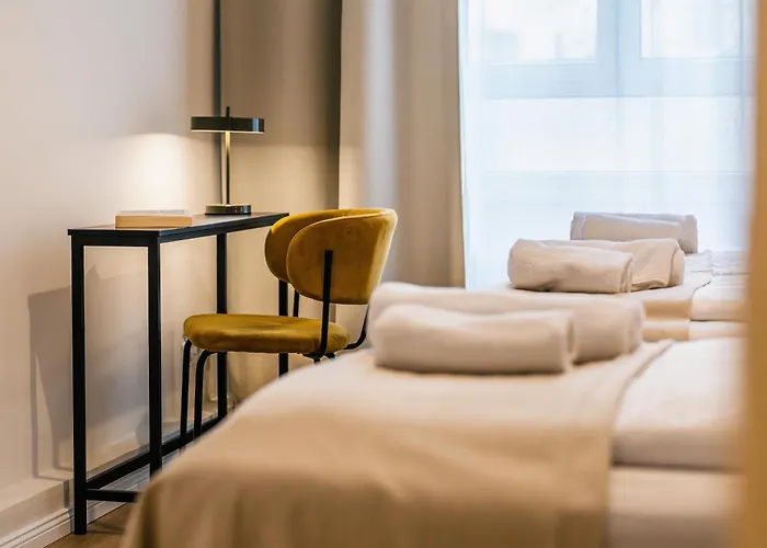 120Qm Mygold Apartment 2 Bathrooms Balcony Up To 9 Guests דירה