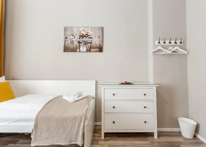 Dilo 120 Sqm 2 Baths Balcony Berlin