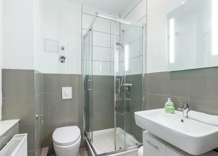 Dilo 120 Sqm 2 Baths Balcony * Βερολίνο