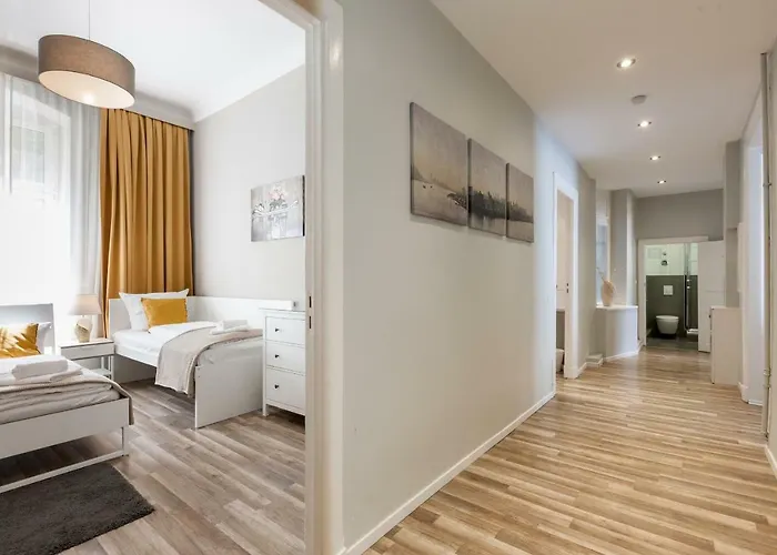 Dilo 120 Sqm 2 Baths Balcony *