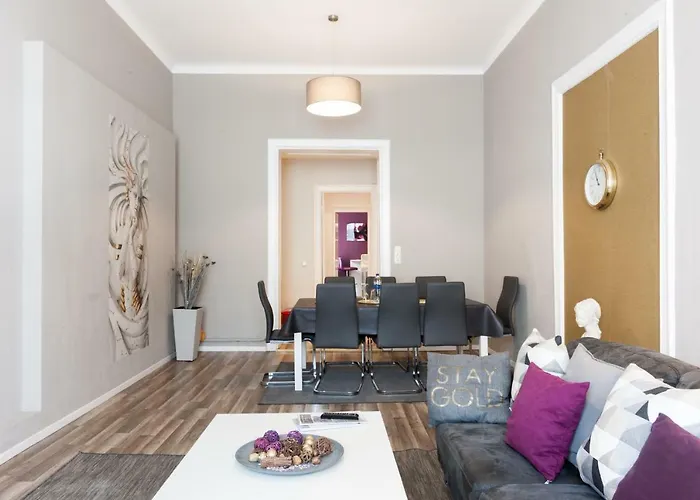 Lägenhet Dilo 120 Sqm 2 Baths Balcony