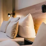 120Qm Mygold Apartment 2 Bathrooms Balcony Up To 9 Guests * Berlín