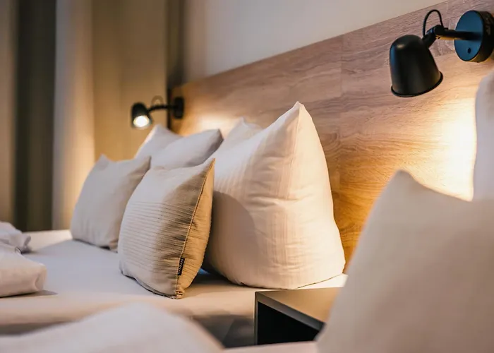 120Qm Mygold Apartment 2 Bathrooms Balcony Up To 9 Guests * Berlijn