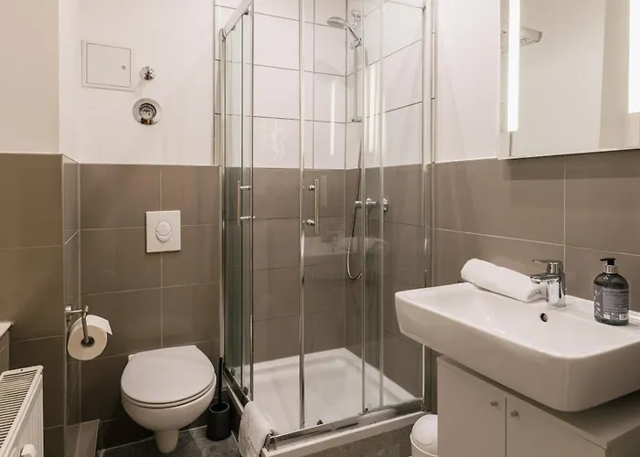 120Qm Mygold Apartment 2 Bathrooms Balcony Up To 9 Guests Apartament *